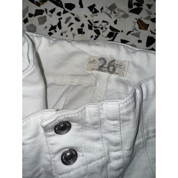We The Free People High Waited White Flare Raw Hem Jeans 26 Dart - Picture 6 of 7